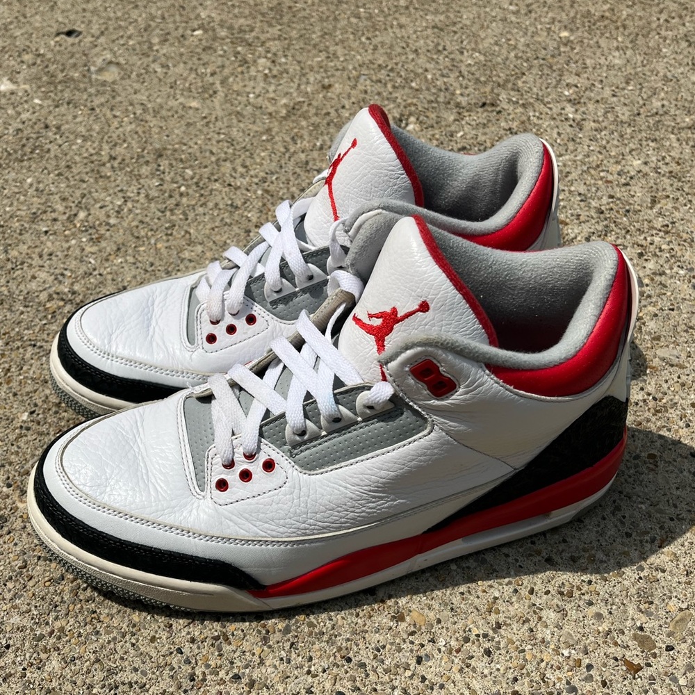 Jordan 3 Fire Red Size 10
